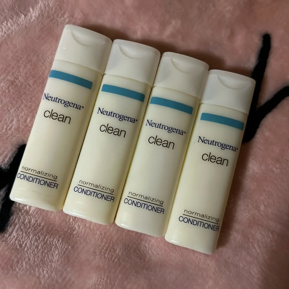 Neutrogena Travel Size Normalizing Conditioner Mini